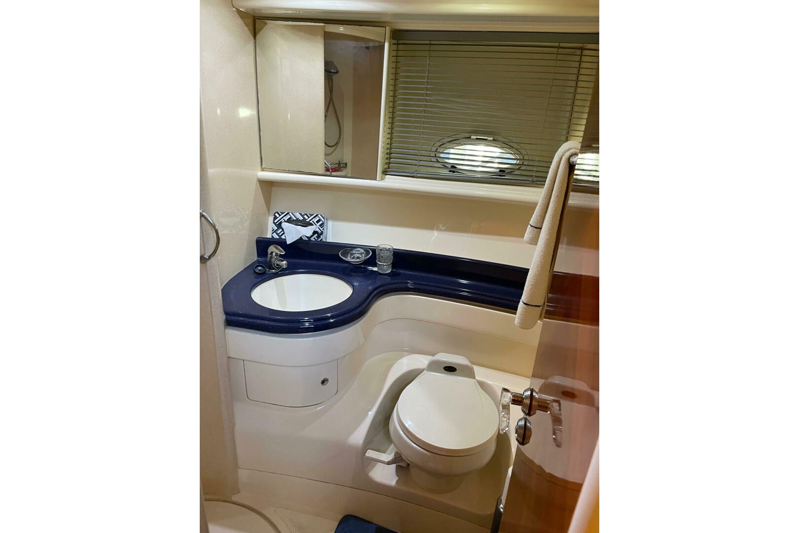 2000 Azimut 46 Flybridge MY "OFFSHORE FLYER" - photo 2