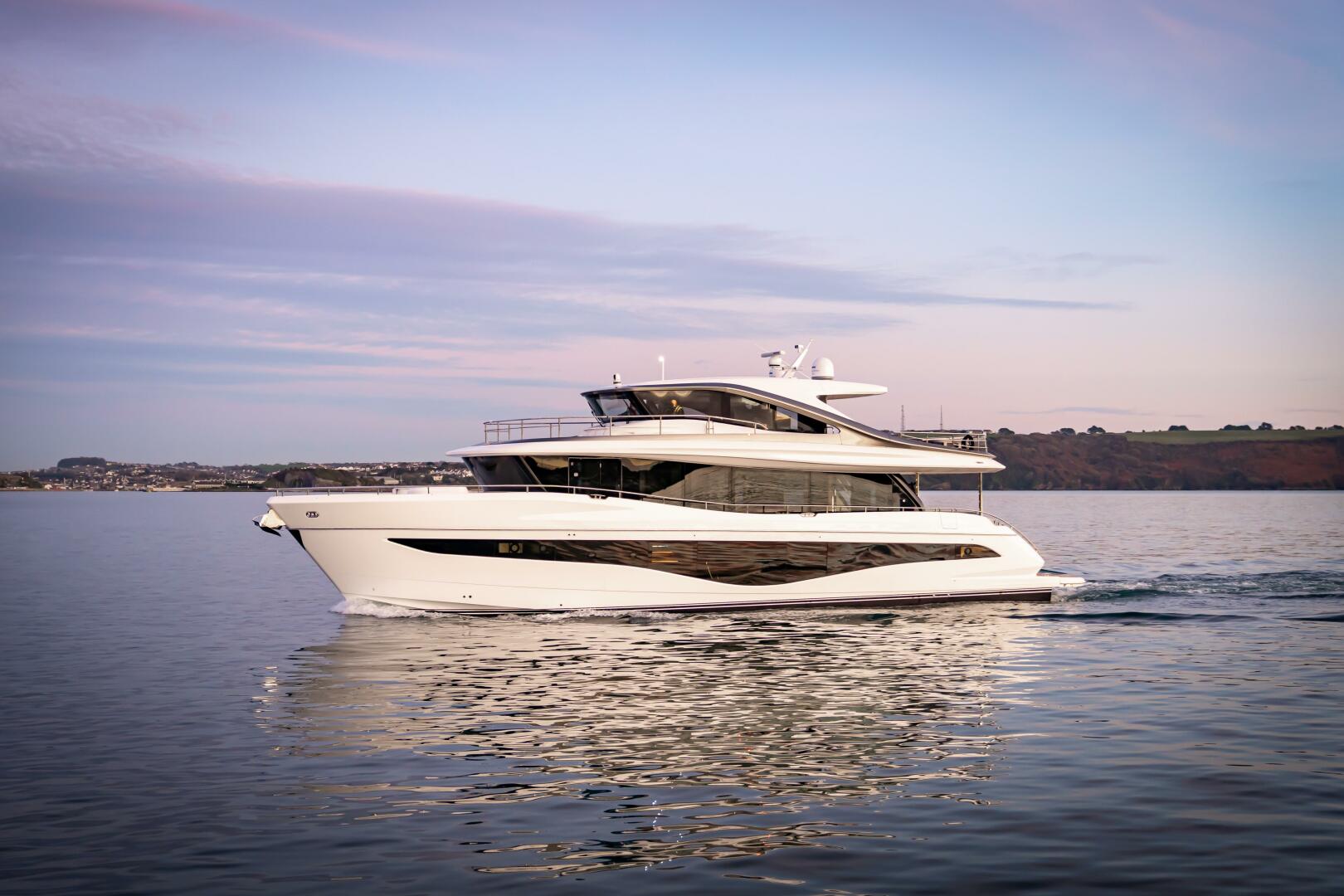 2027 Princess X80 "Princess X80" - photo 1