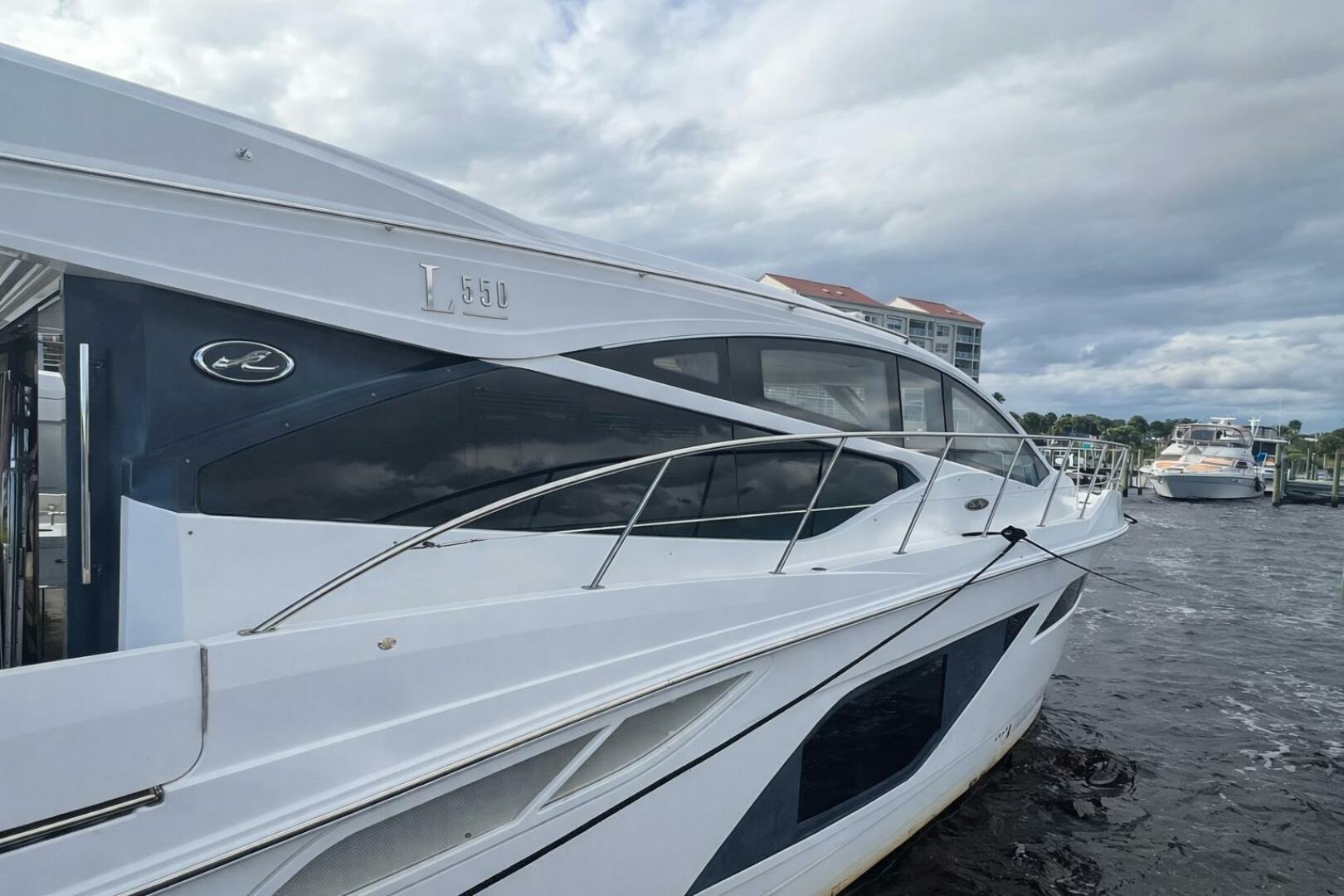2019 Sea Ray Coupe "Love" - photo 2