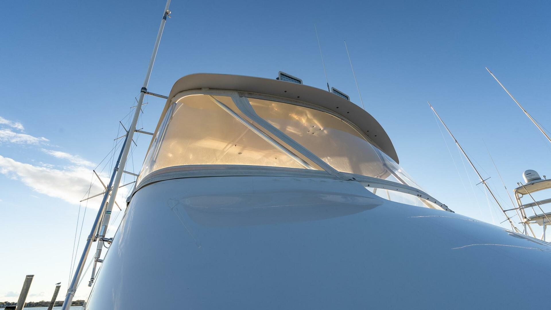 2002 Viking 52 Convertible "Geaux Time" - photo 2