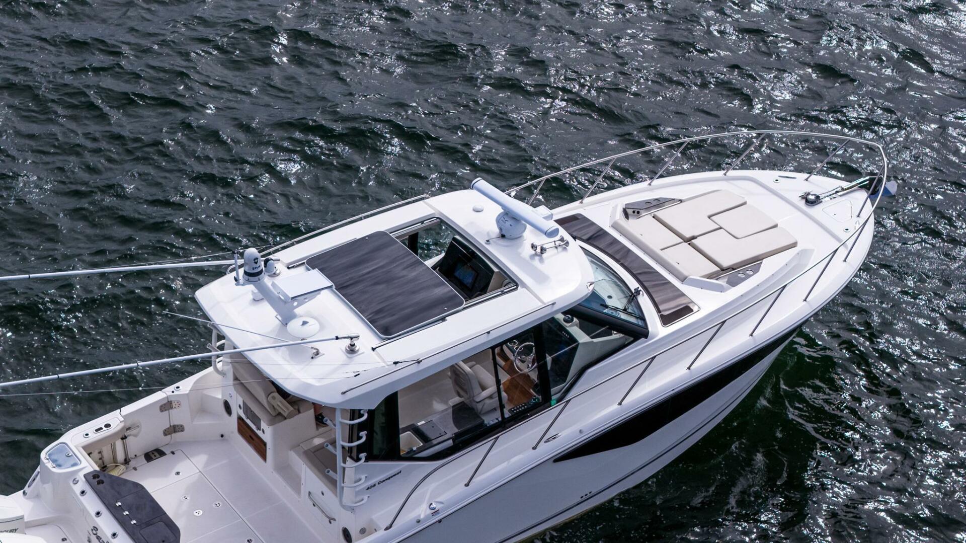 2024 Boston Whaler 405 Conquest - photo 1