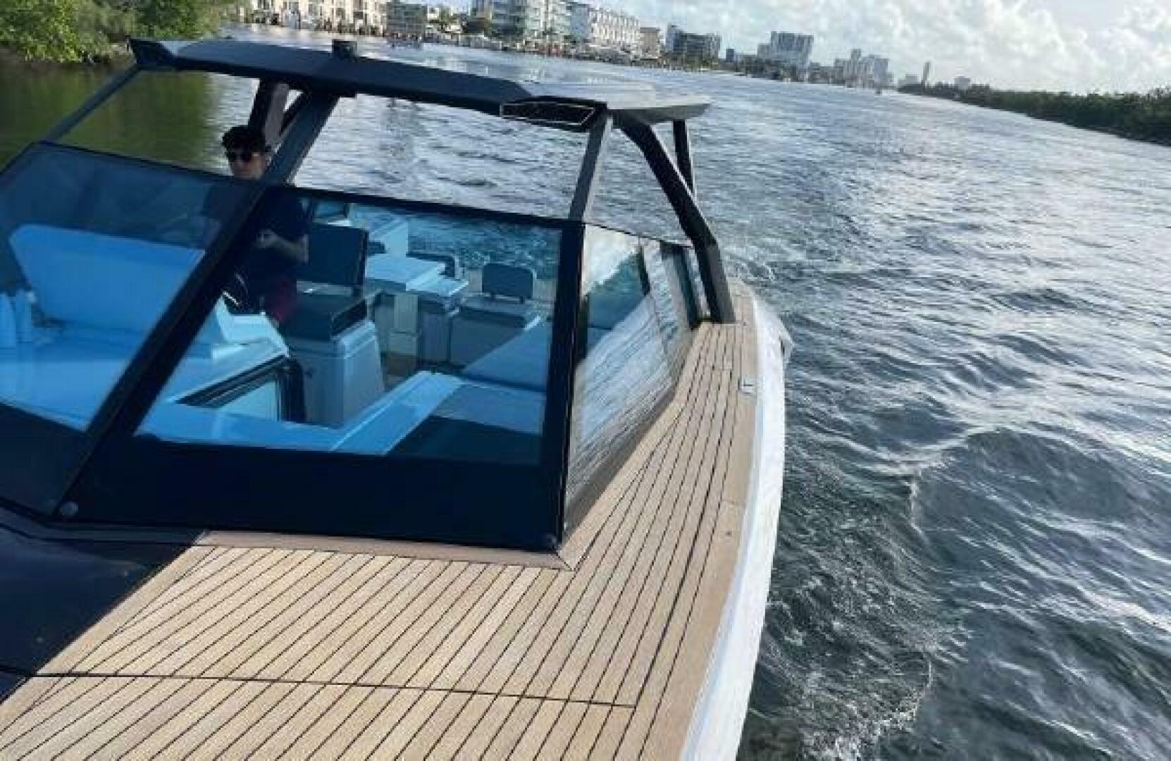 2017 Evo 43 "43 Evo Yachts / 2017" - photo 2
