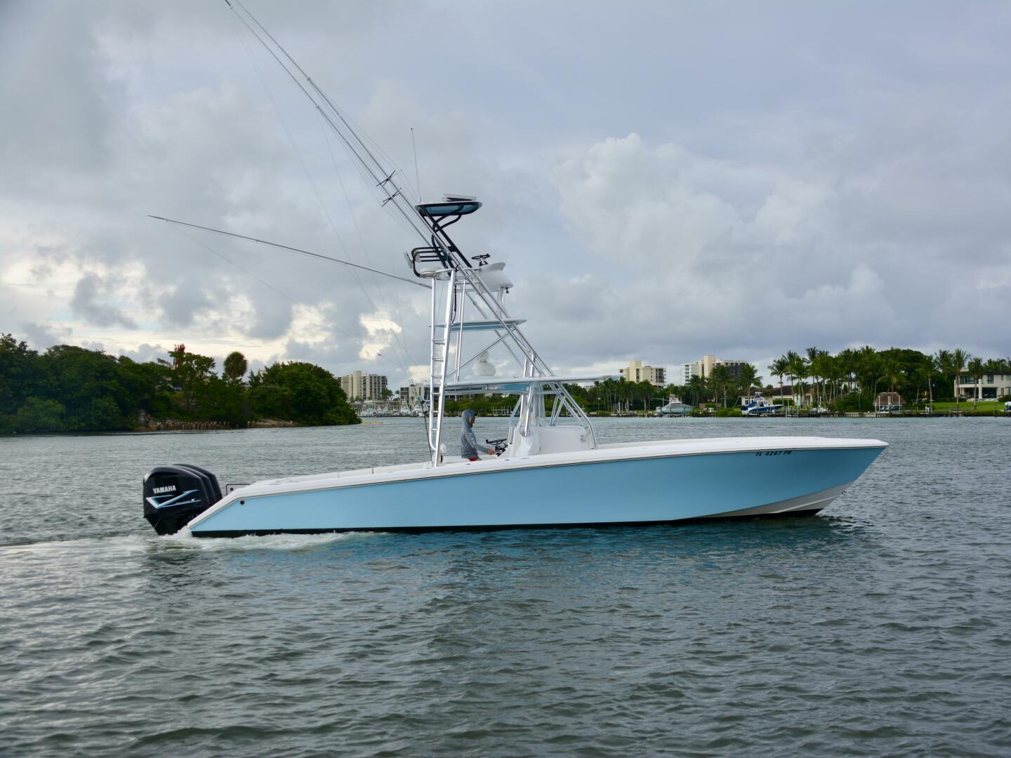 2014 Venture 39CC - photo 2