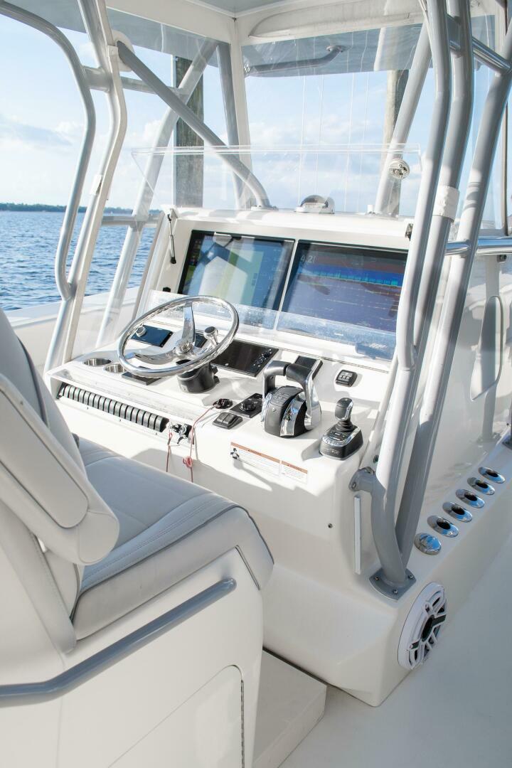 2021 SeaVee 370Z - photo 3