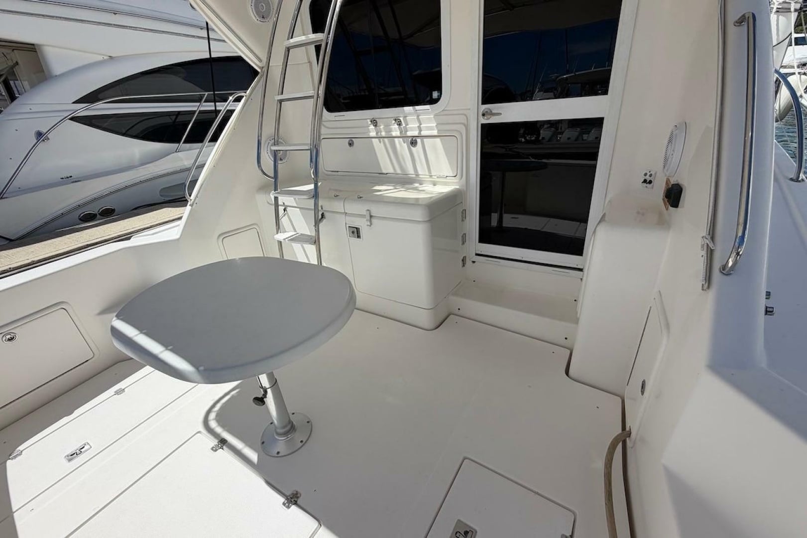 2005 Riviera 37 Flybridge "Work to Play" - photo 3
