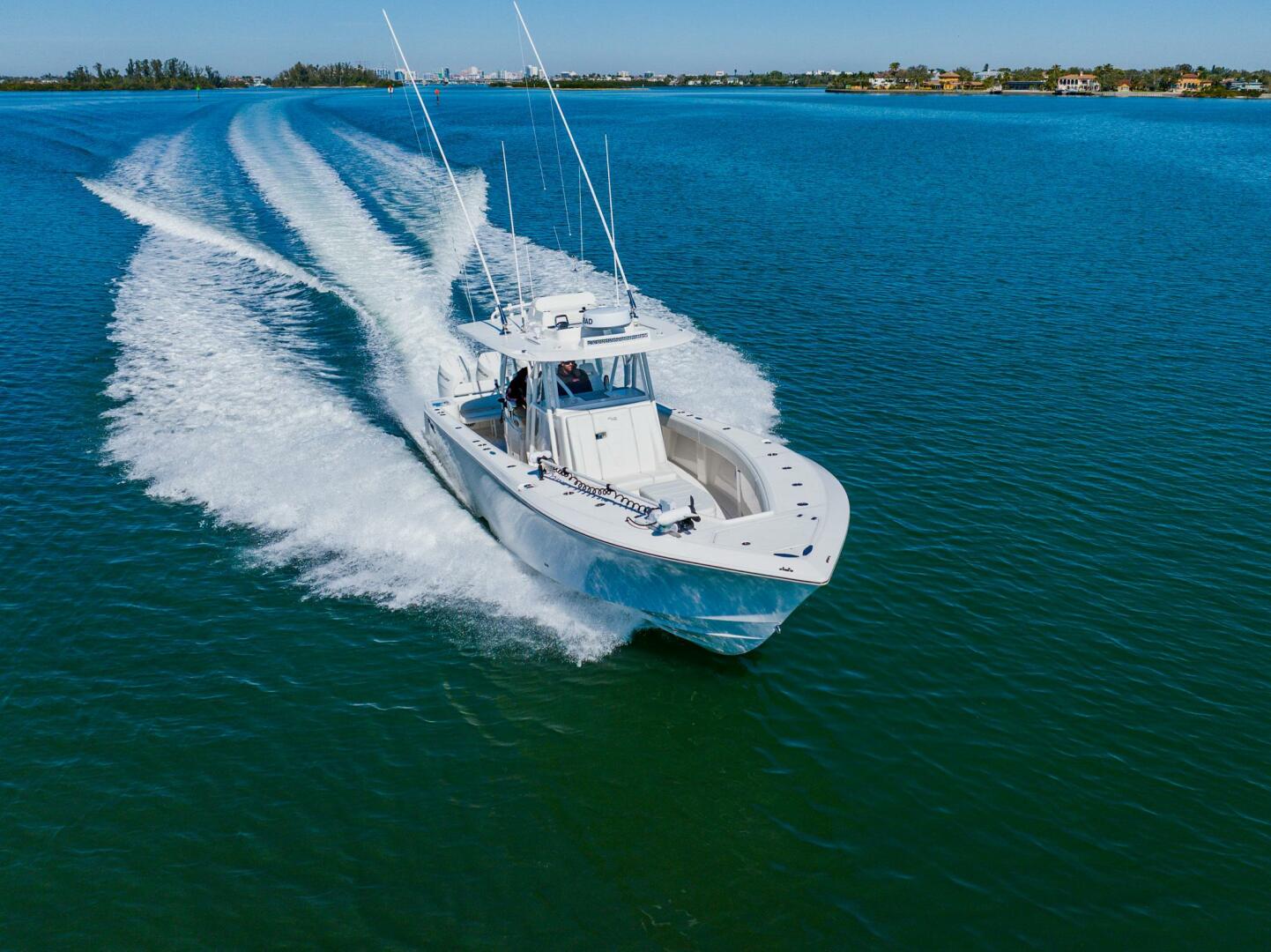 2025 SeaVee 370z - photo 3
