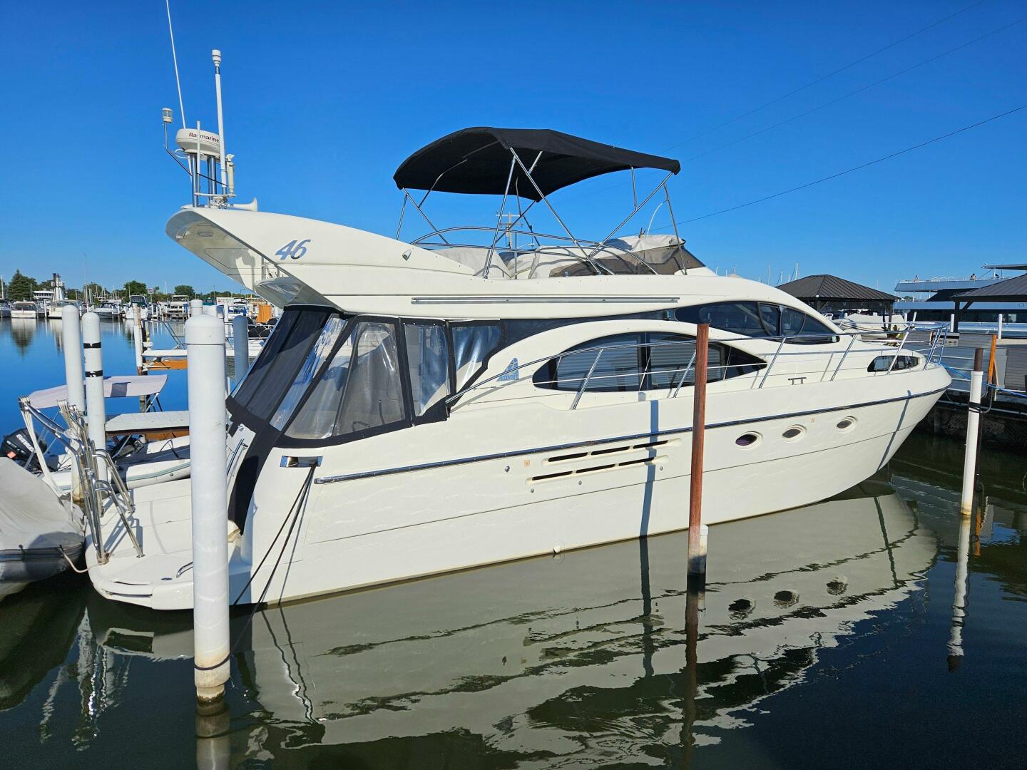 2003 Azimut 46 Motor Yacht "Bella Vita" - photo 3