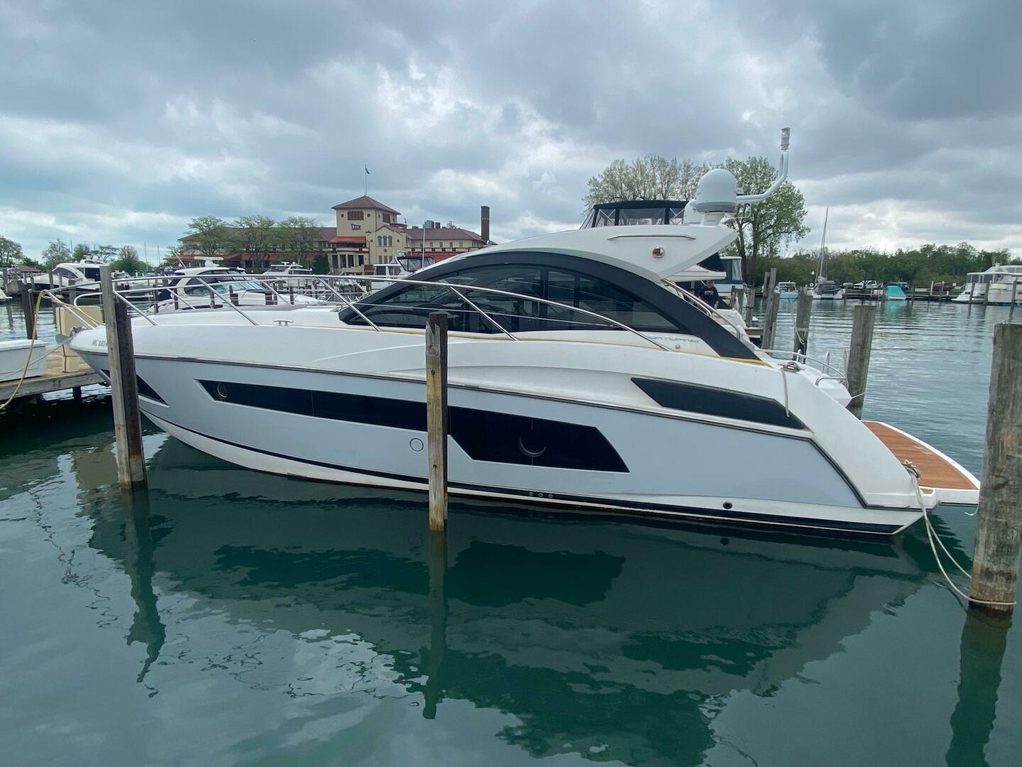 2013 Sunseeker 40 Portofino "Work Hard, Play Hard" - photo 1