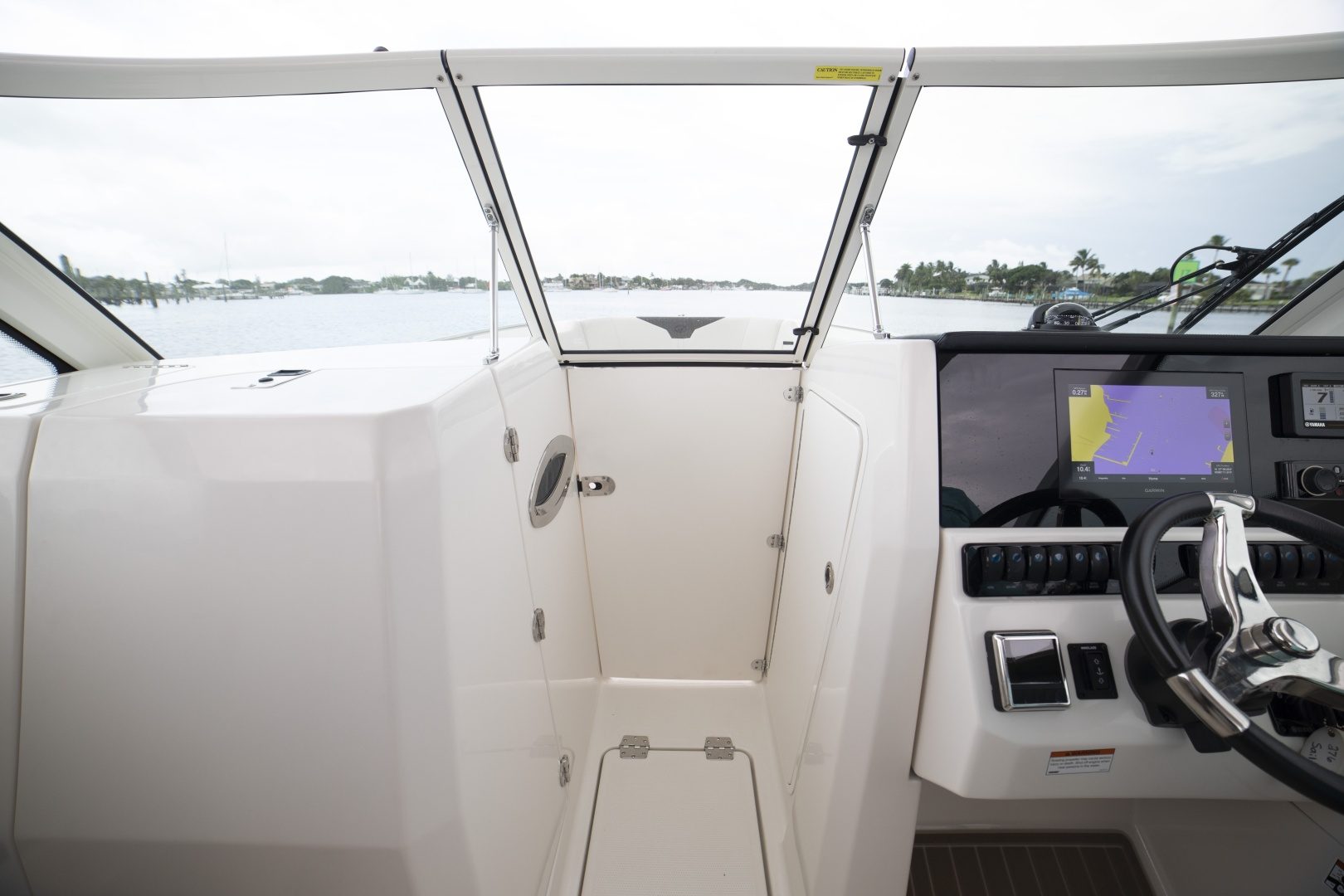 2026 Sailfish 276 DC - photo 2