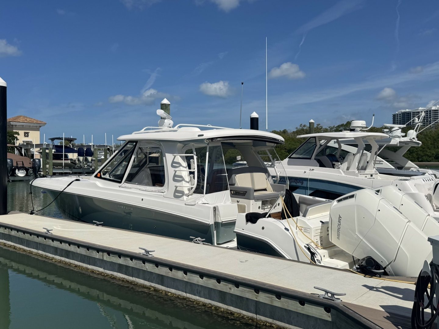 2024 Boston Whaler 380 Realm - photo 2