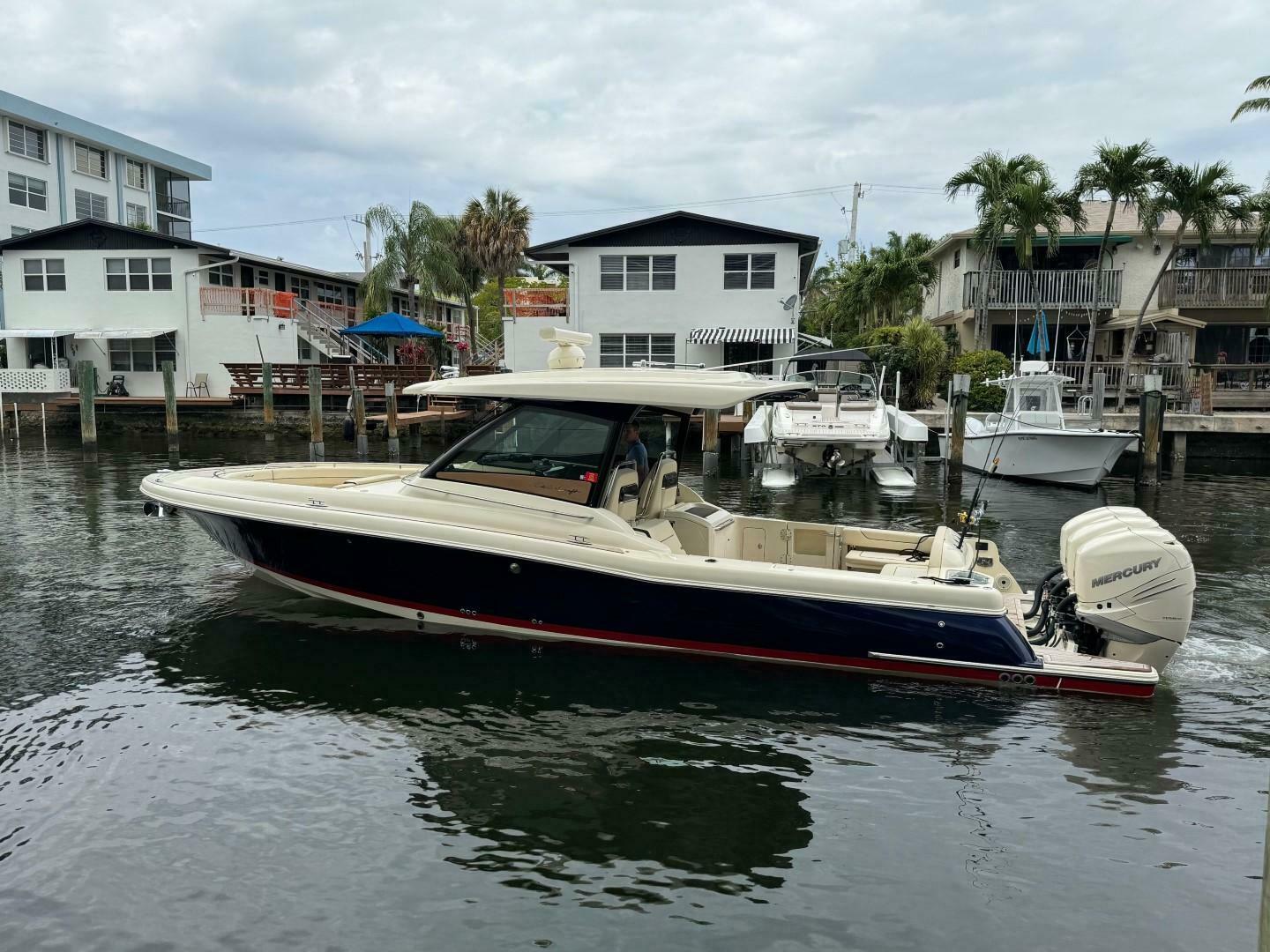 2022 Chris-Craft Calypso 35 - photo 2