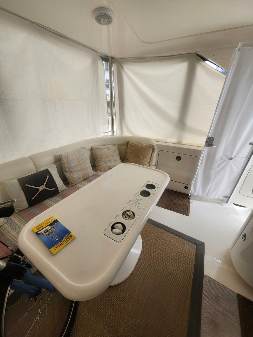 2003 Sea Ray 480 Motor Yacht - photo 3