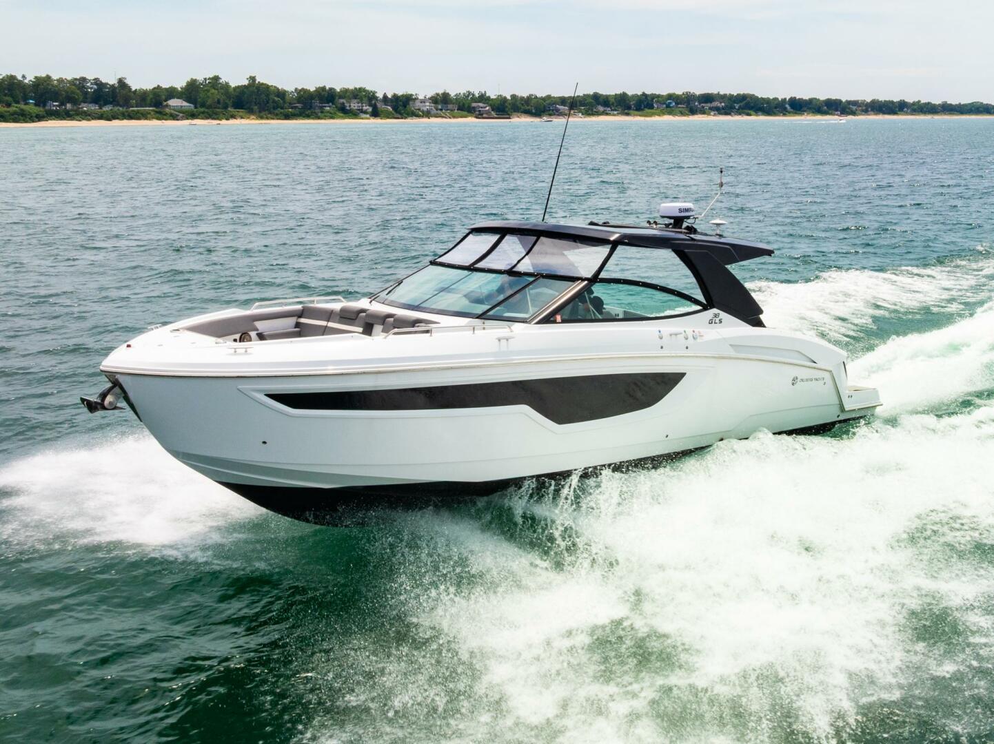 2021 Cruisers Yachts - photo 2