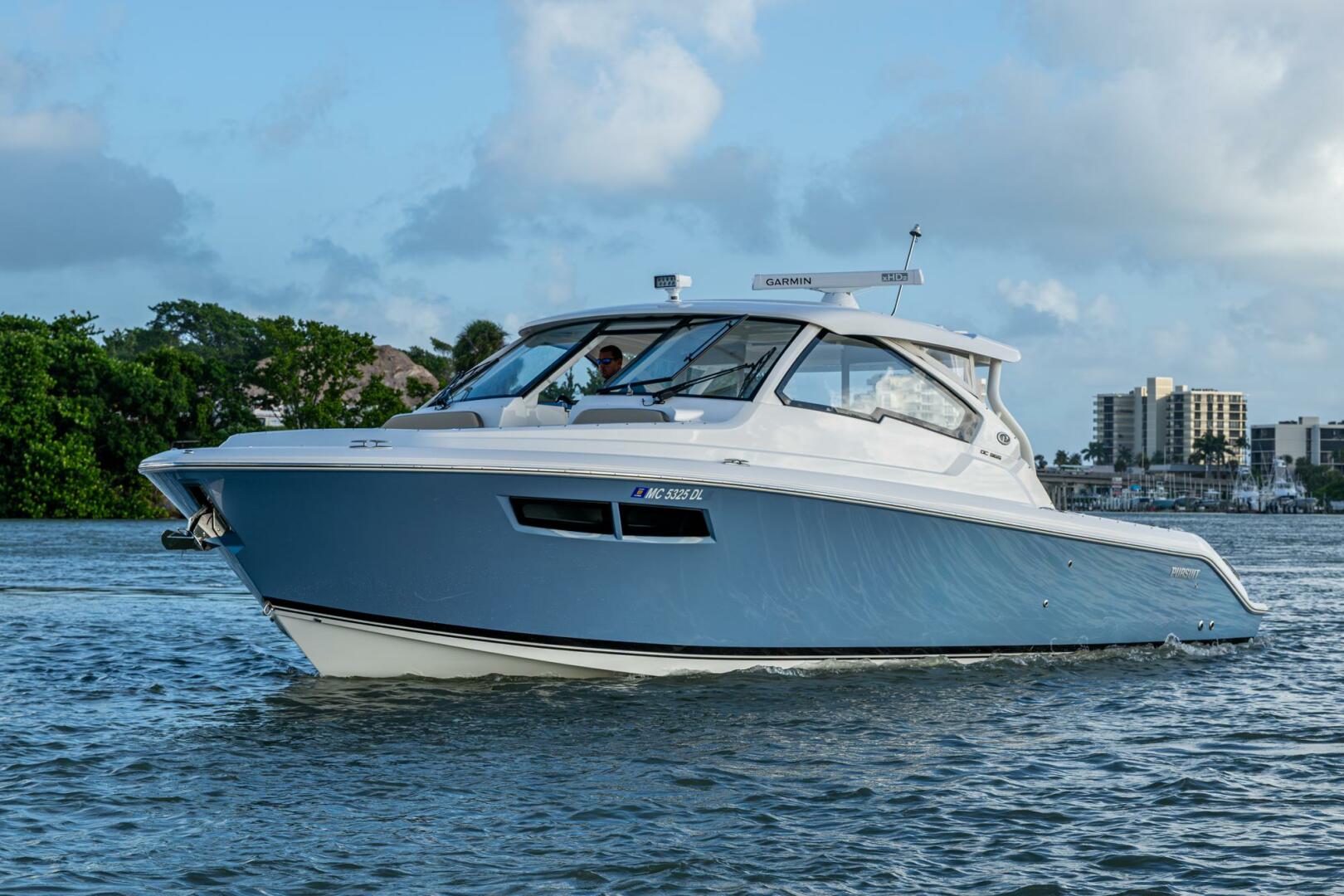 2019 Pursuit 365DC - photo 1