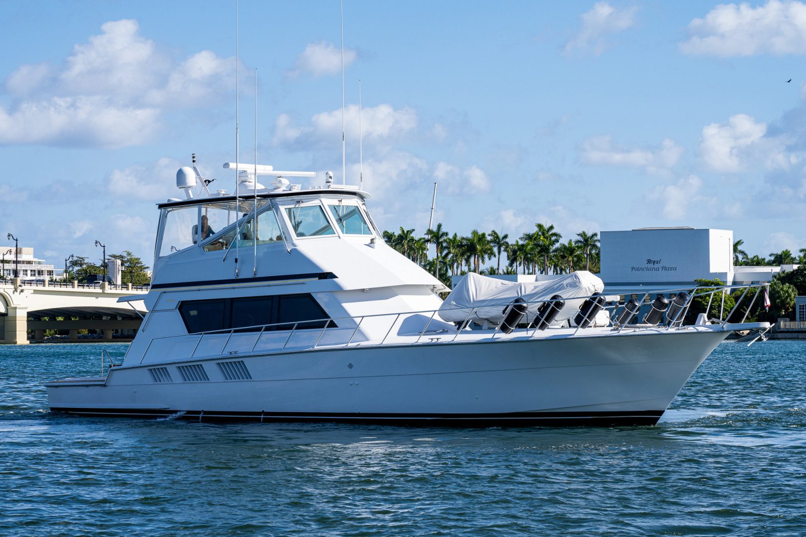 1997 Hatteras 65 Convertible "ENCHANTRESS" - photo 2