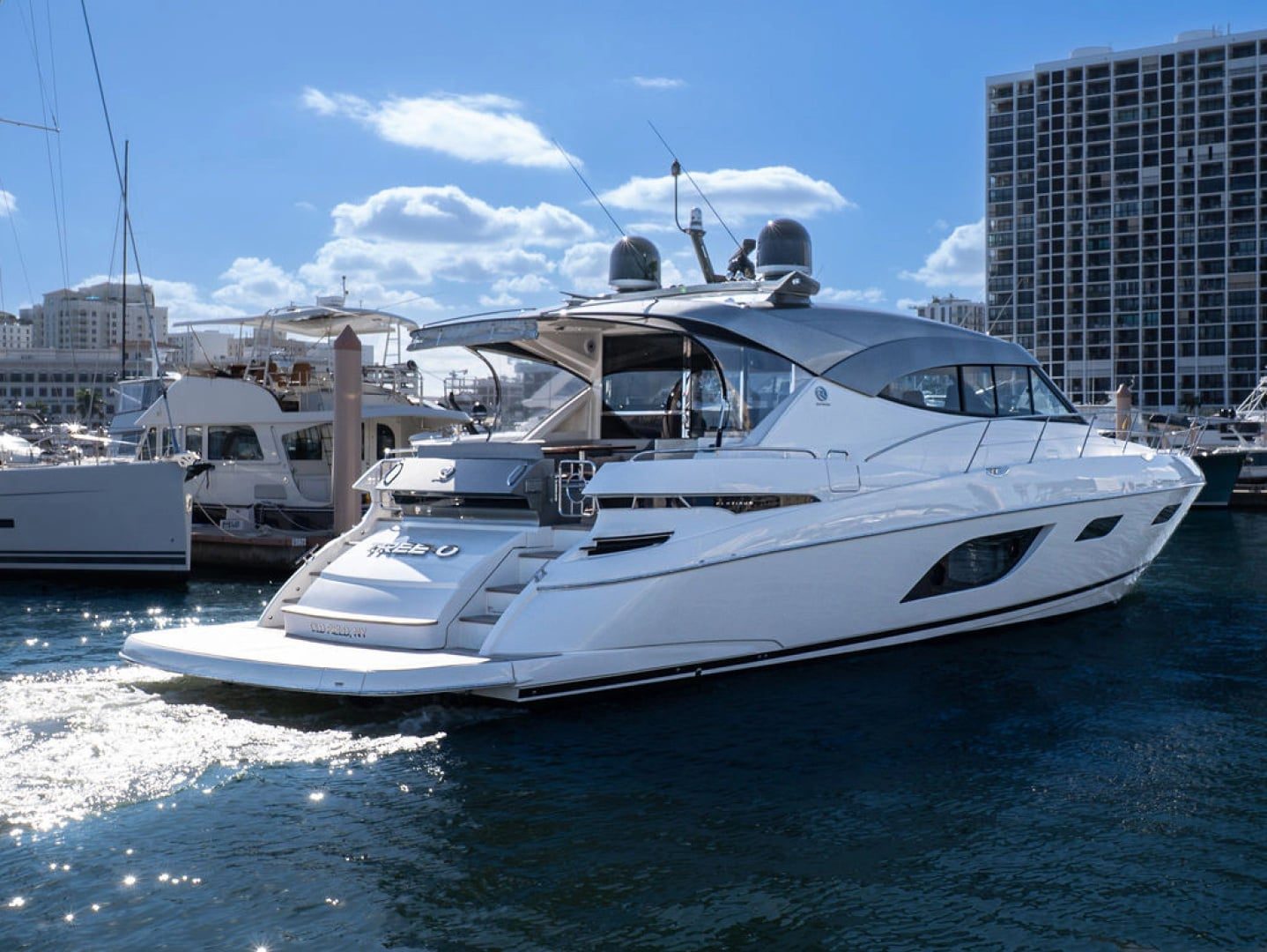2023 Riviera 6000 Sport Yacht Platinum "TREE-O" - photo 2
