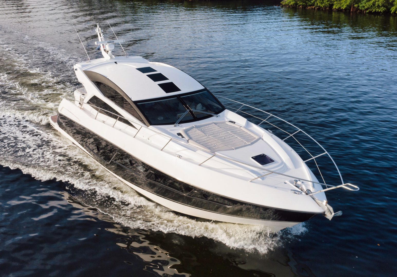 2017 Sunseeker Predator - photo 2