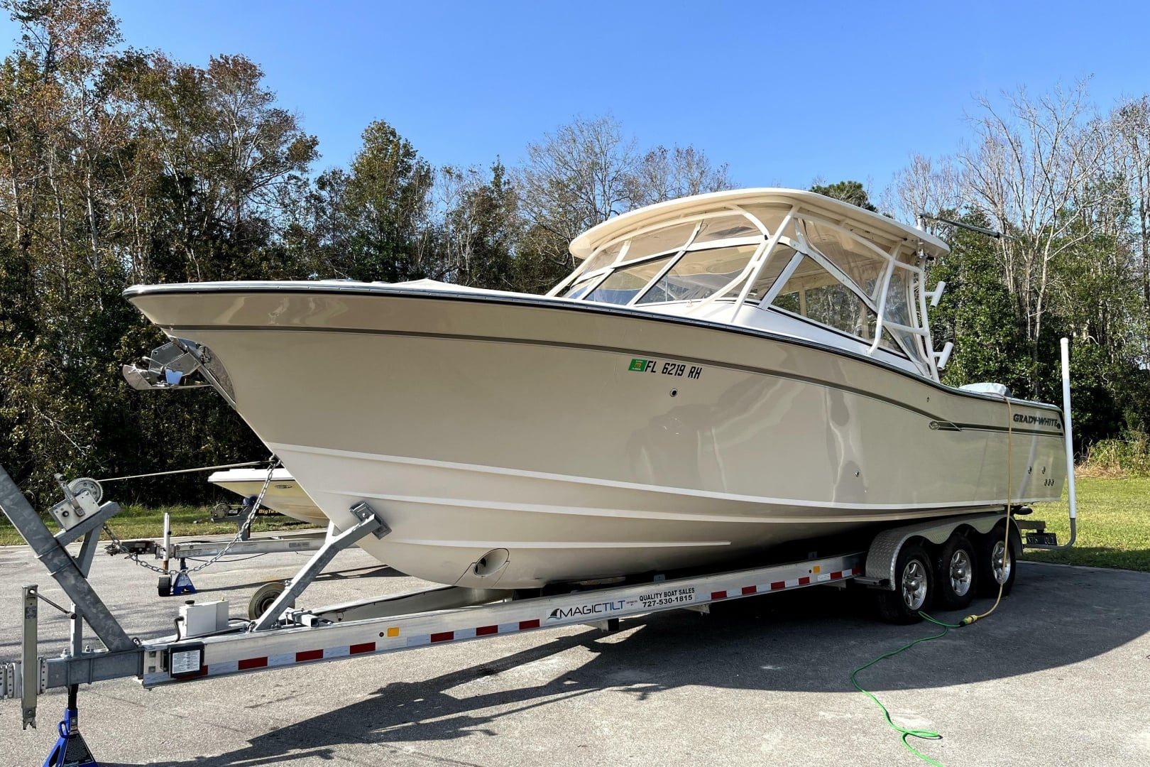 2017 Grady-White Freedom 307 "Liquid Carr-MA" - photo 1