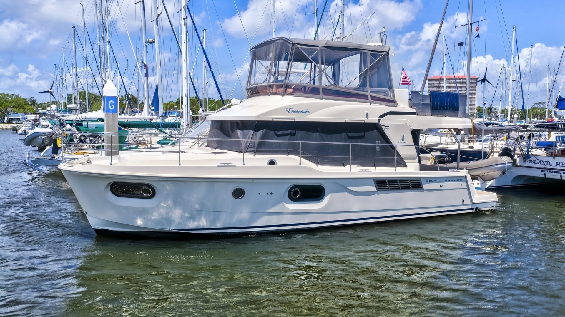 2022 Beneteau Swift Trawler 41 Fly "Encantada" - photo 1