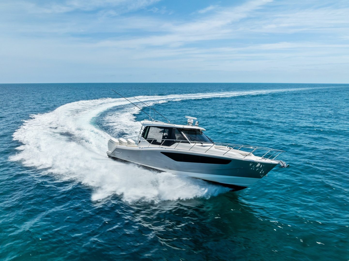 2023 Boston Whaler 405 Conquest - photo 2