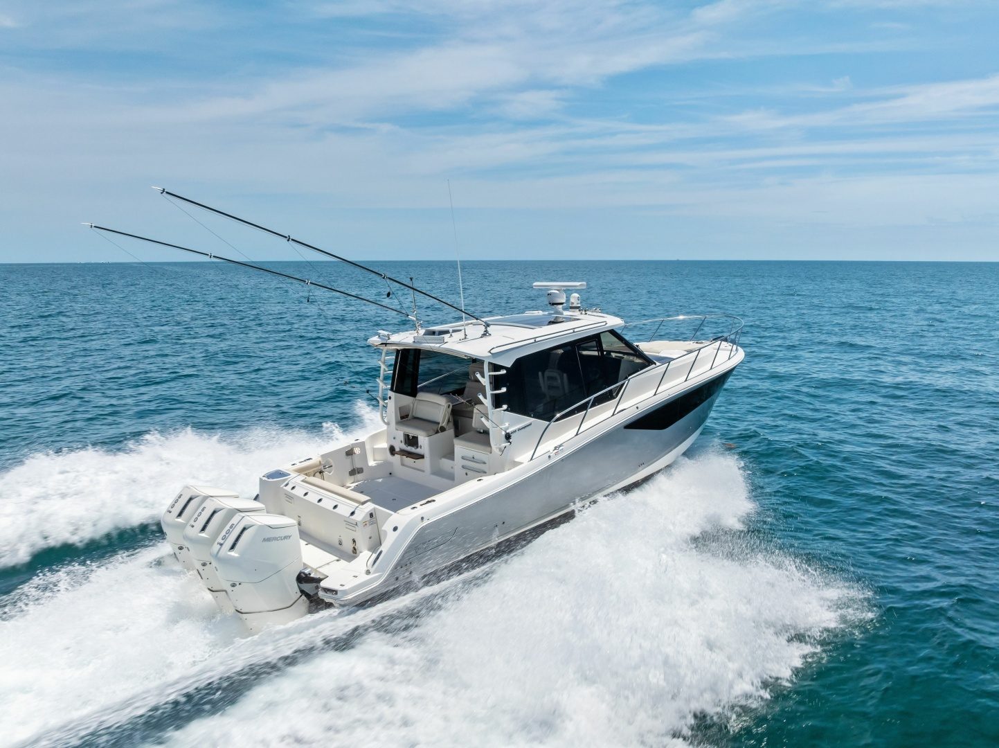 2023 Boston Whaler 405 Conquest - photo 1