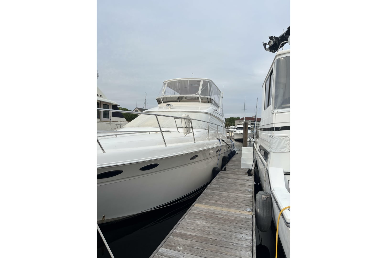 1999 Sea Ray 480 Sedan Bridge "Miss Ellie" - photo 3