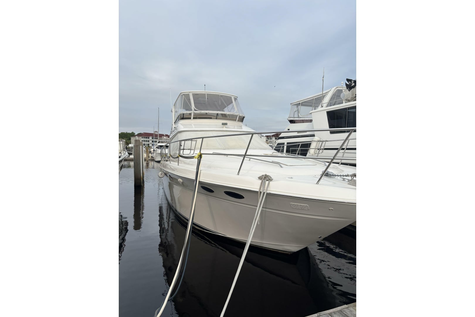 1999 Sea Ray 480 Sedan Bridge "Miss Ellie" - photo 2