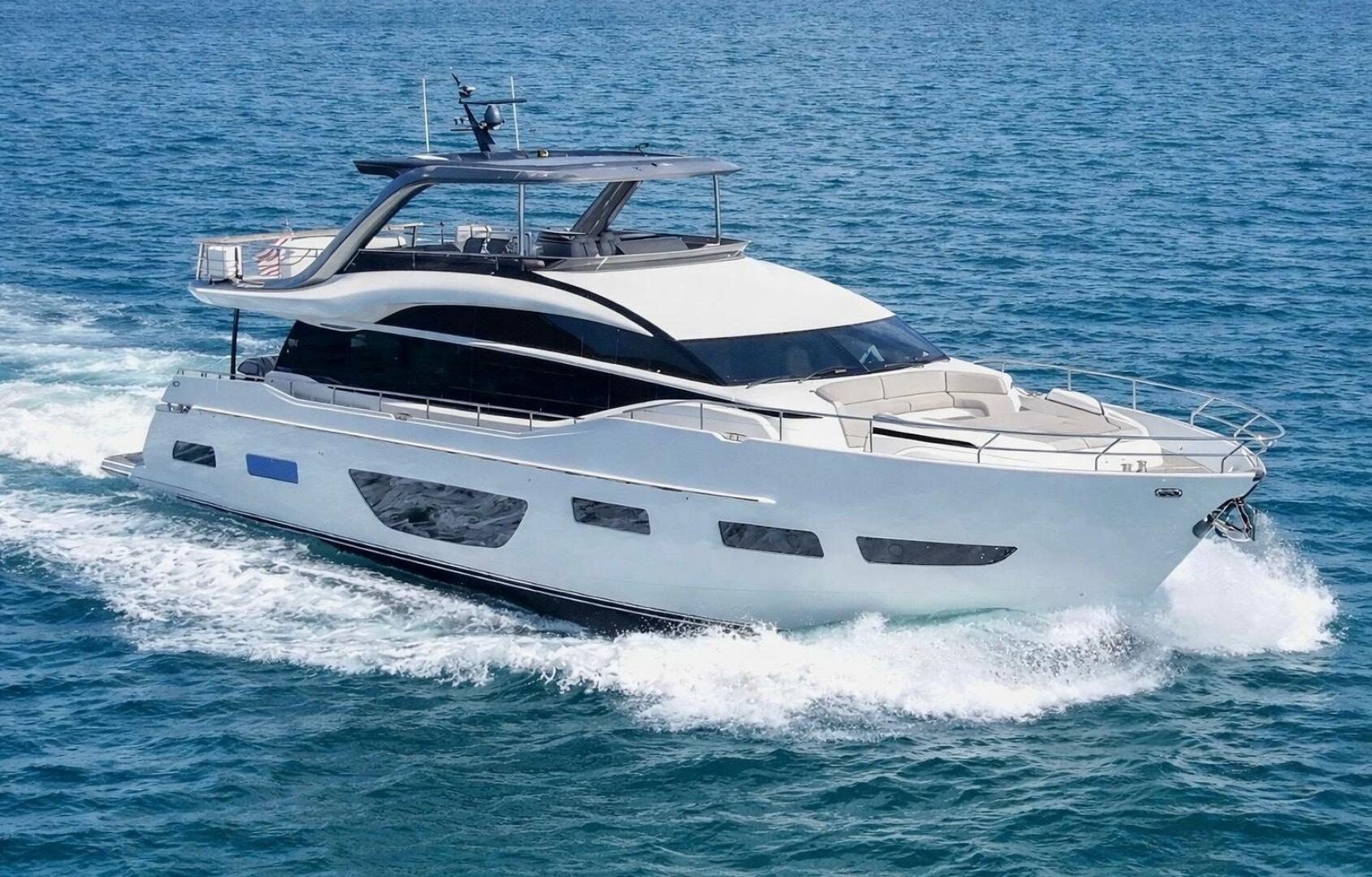 2021 Princess Y85 - photo 1