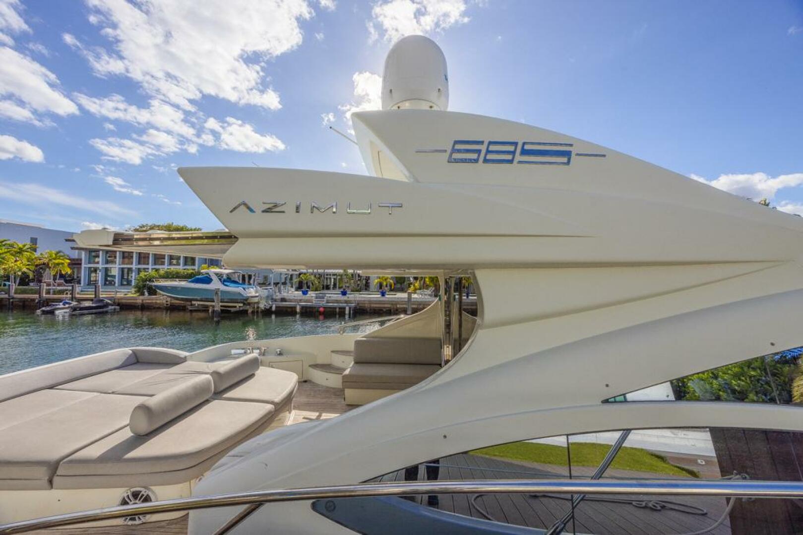 2009 Azimut 68S - photo 3