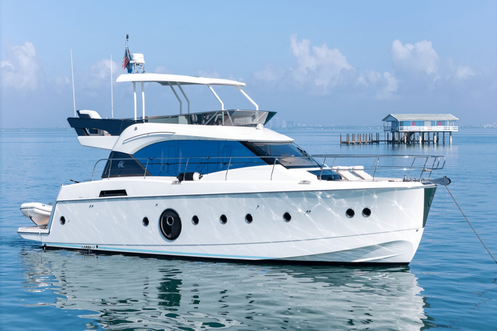 2019 Monte Carlo Yachts MC6 - photo 1