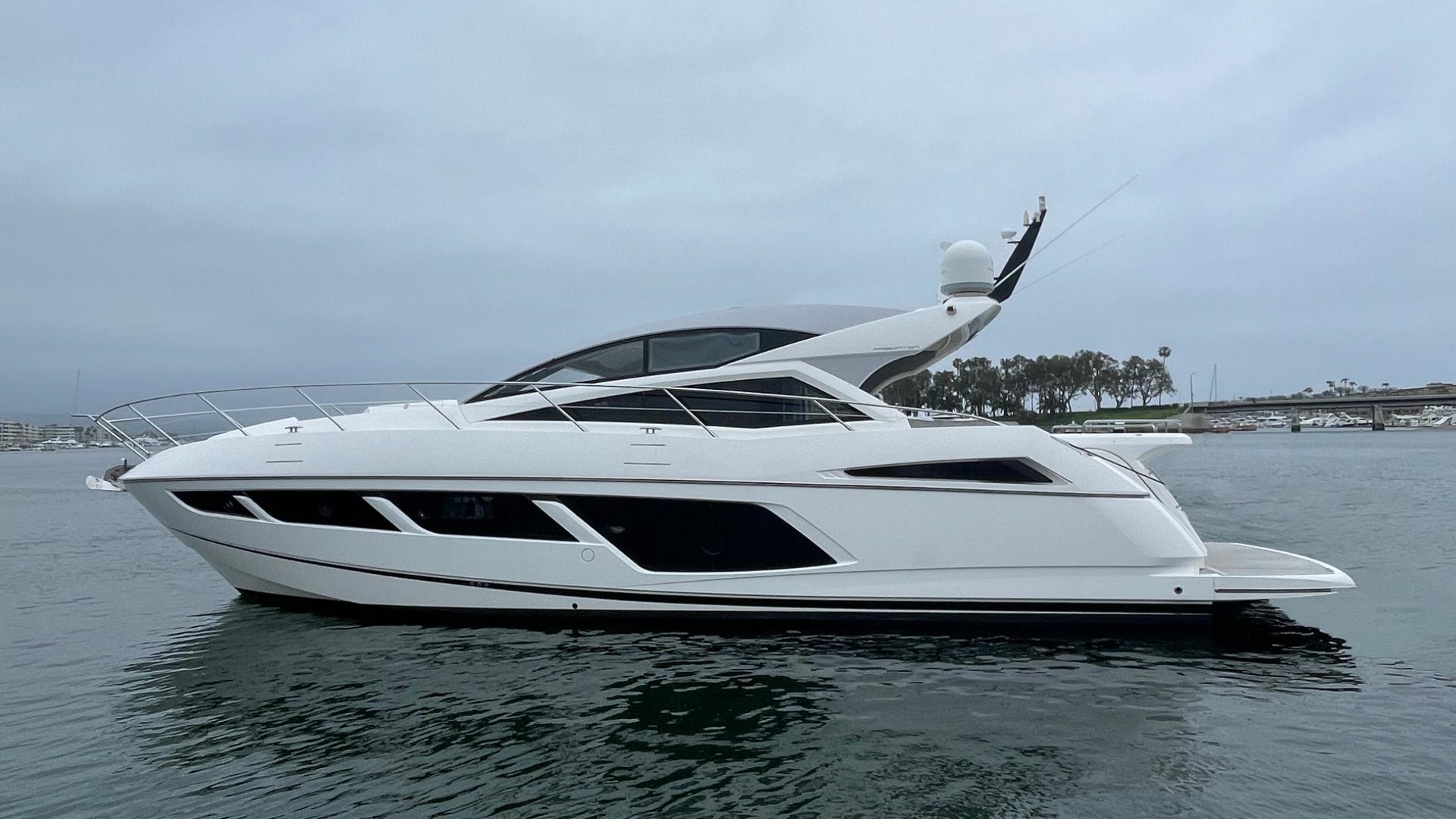 2015 Sunseeker Predator - photo 1
