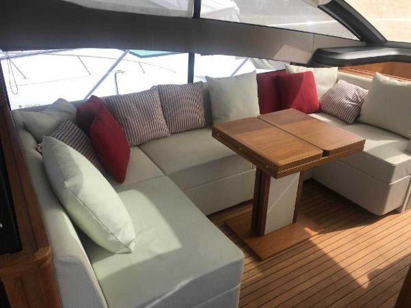 2015 Sunseeker Predator - photo 3