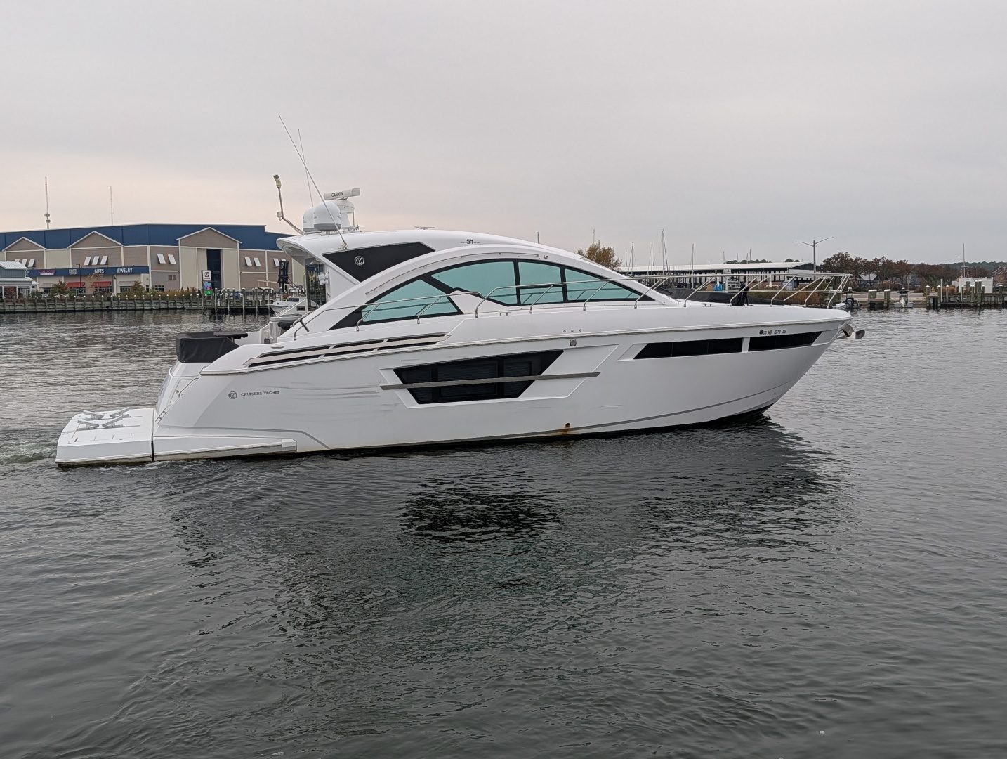 2022 Cruisers Yachts 54 Cantius - photo 3