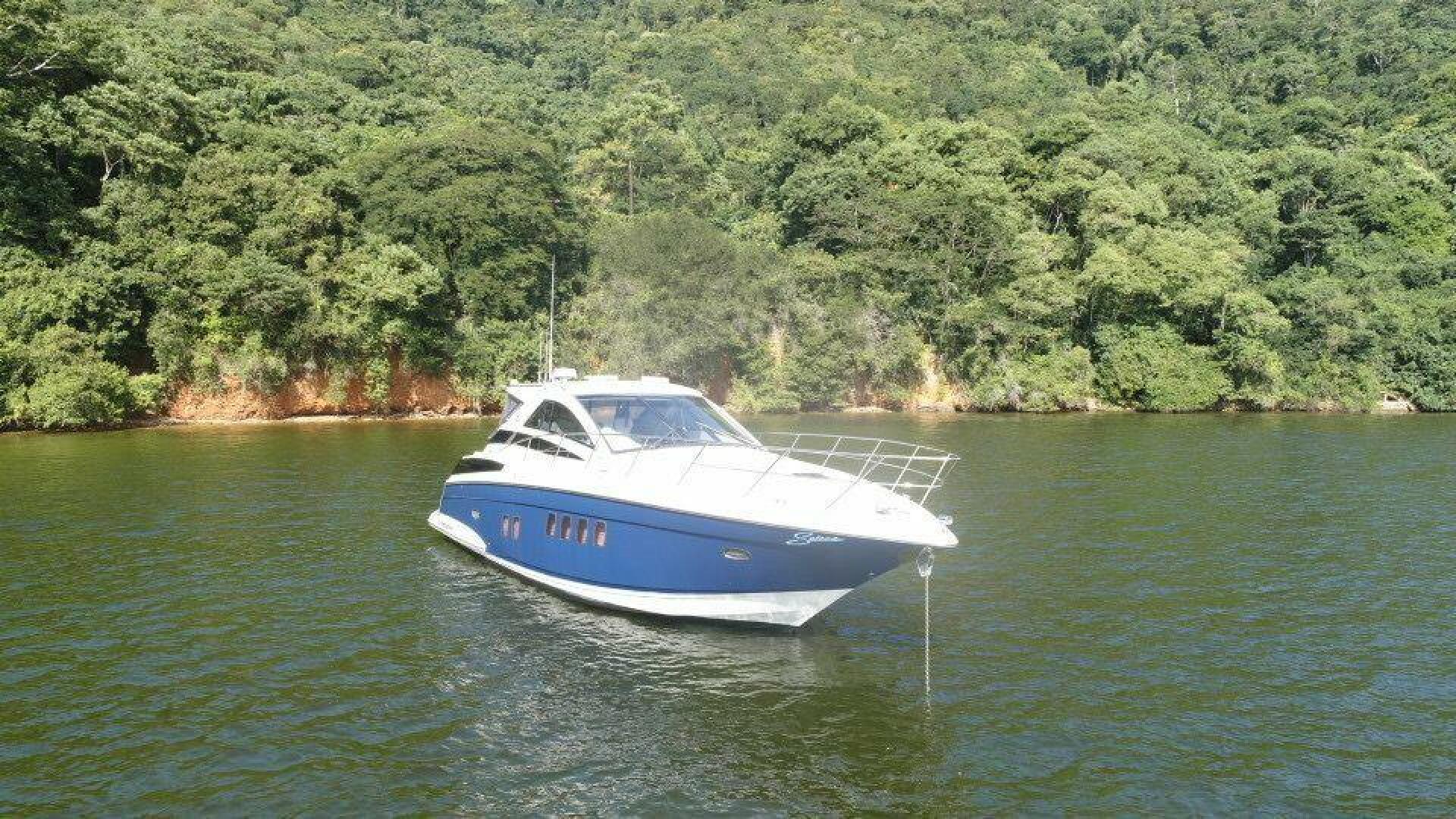 2009 Regal 5260 - photo 3