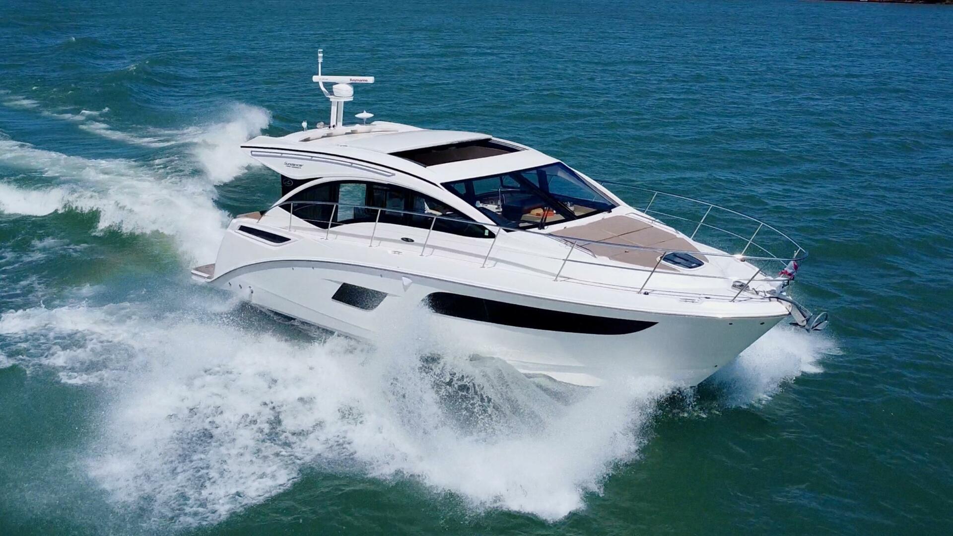 2017 Sea Ray 400 Sundancer "IMAGINATION" - photo 2