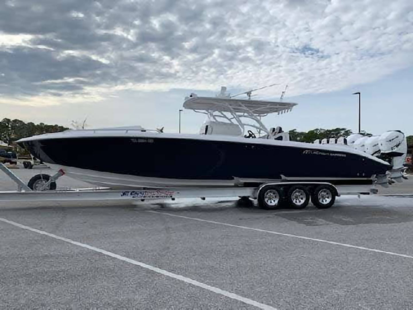 2019 Midnight Express 39 Cuddy - photo 1