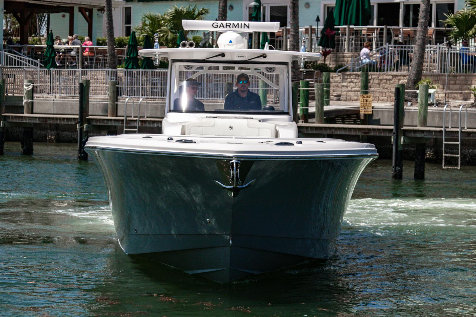 2025 Edgewater 370CC - photo 3