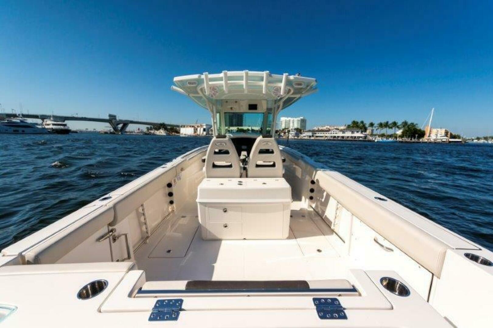 2025 Sailfish 312 Center Console - photo 2