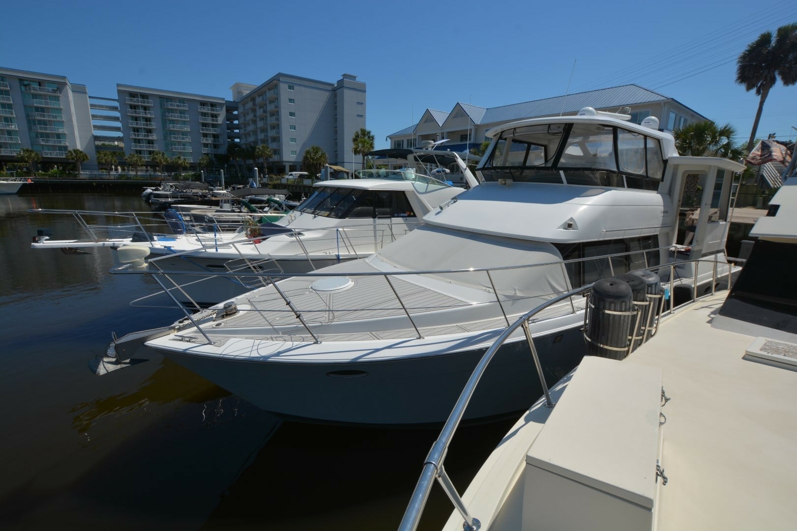 2000 Carver 504 Cockpit Motoryacht "Chillin' The Most" - photo 1