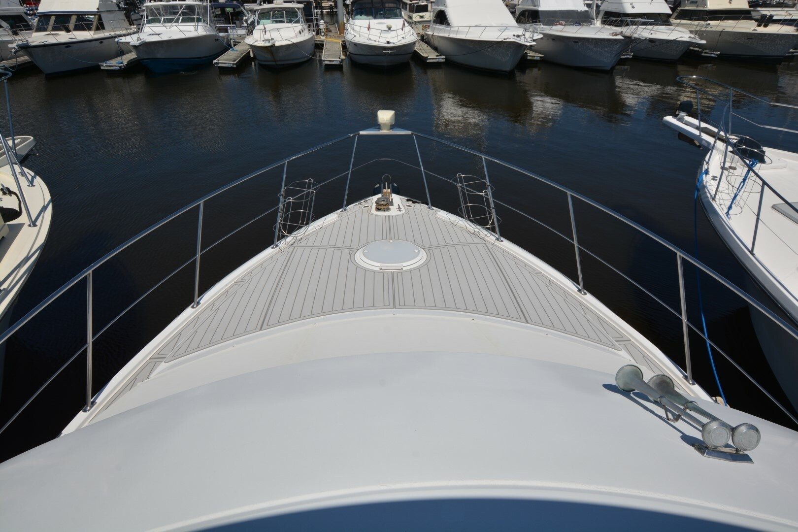 2000 Carver 504 Cockpit Motoryacht "Chillin' The Most" - photo 3