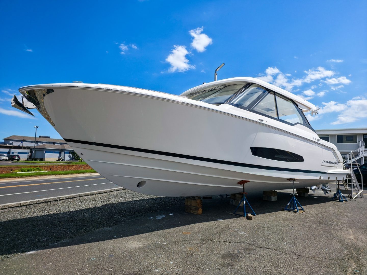 2026 Regal LX43 for Sale in Ship Bottom, NJ | HMY Yachts