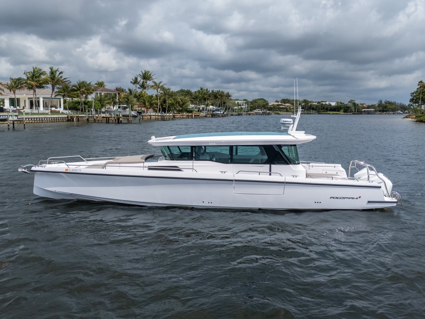 2024 Axopar 45 XC Cross Cabin - photo 1