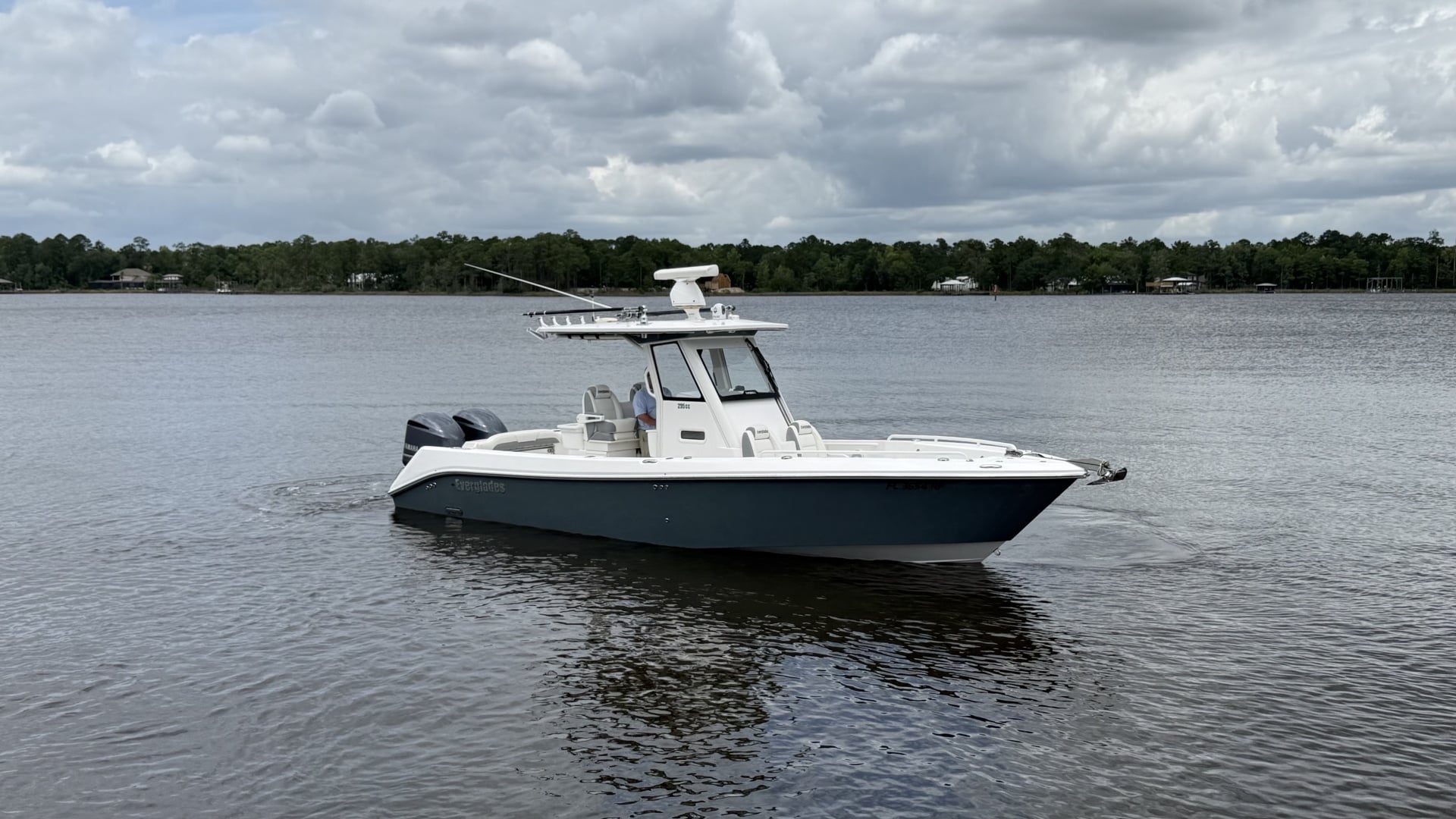 2016 Everglades 295 Center Console - photo 2