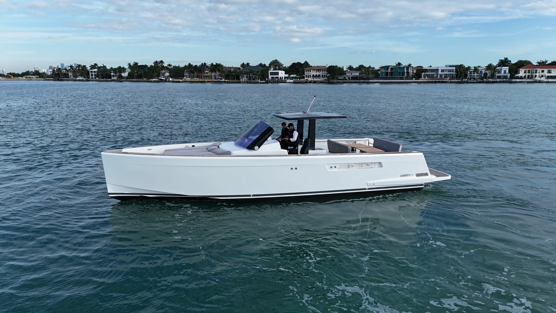 2019 Fjord 40 Open - photo 1