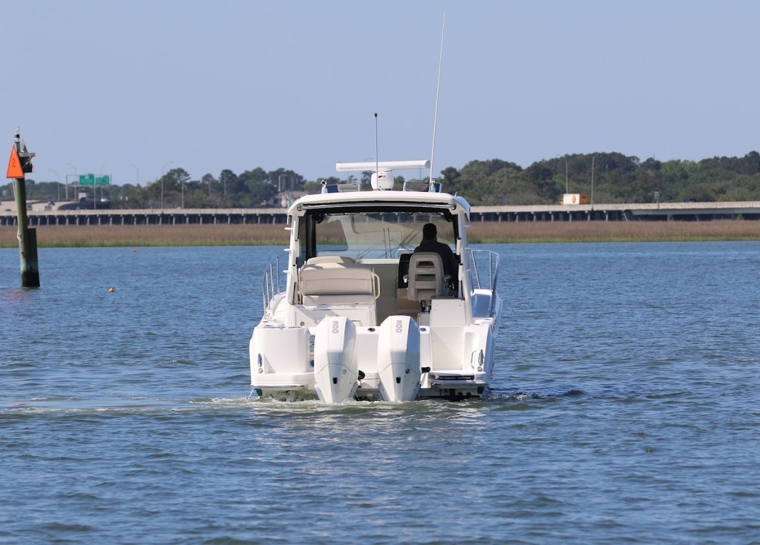 2021 Boston Whaler 325 Conquest "SIP N SEA" - photo 3