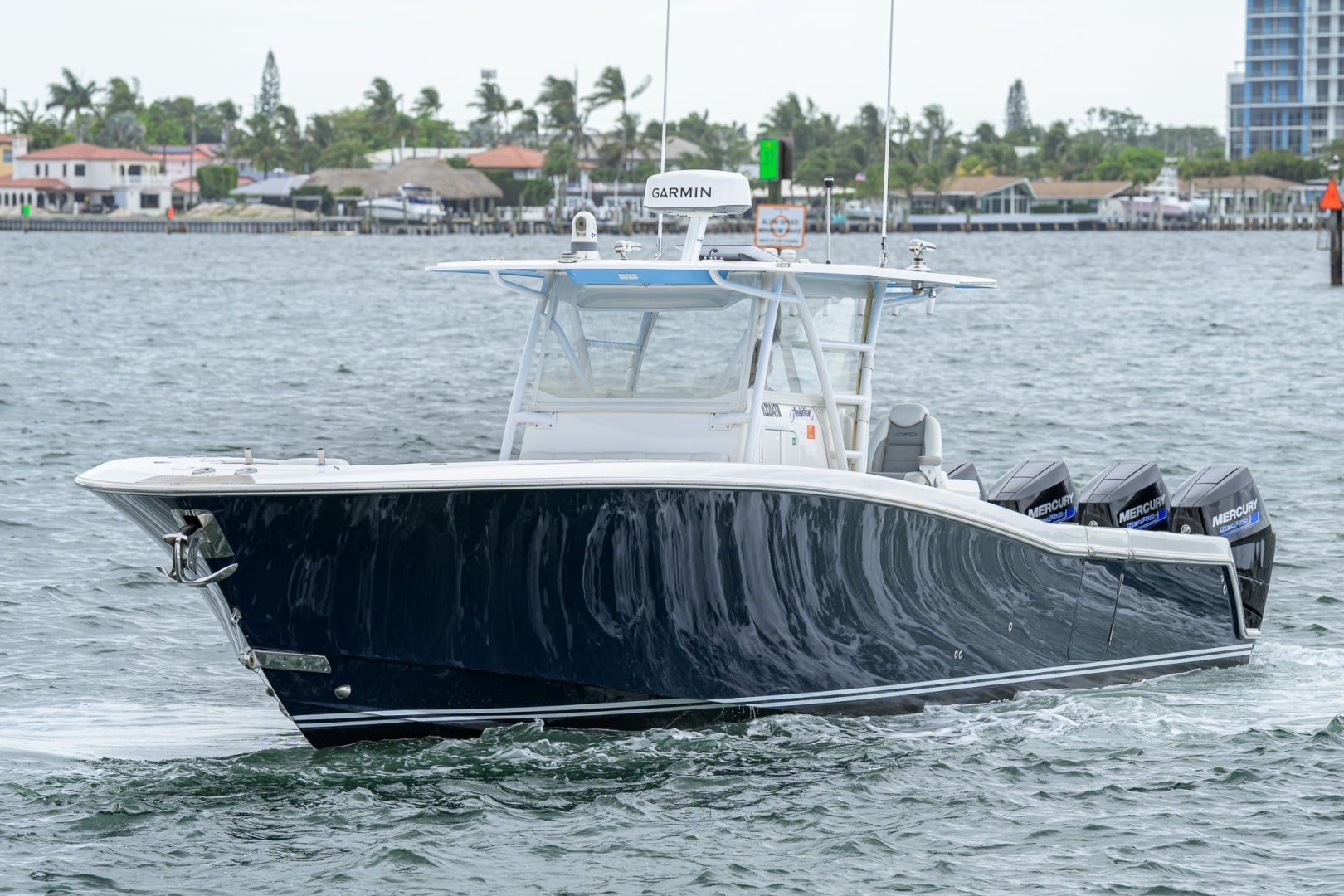 2019 Invincible 42 Open "AMBITIOUS" - photo 2