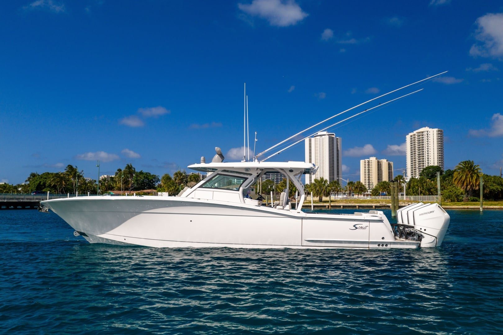 2024 Scout 400 LXF - photo 1