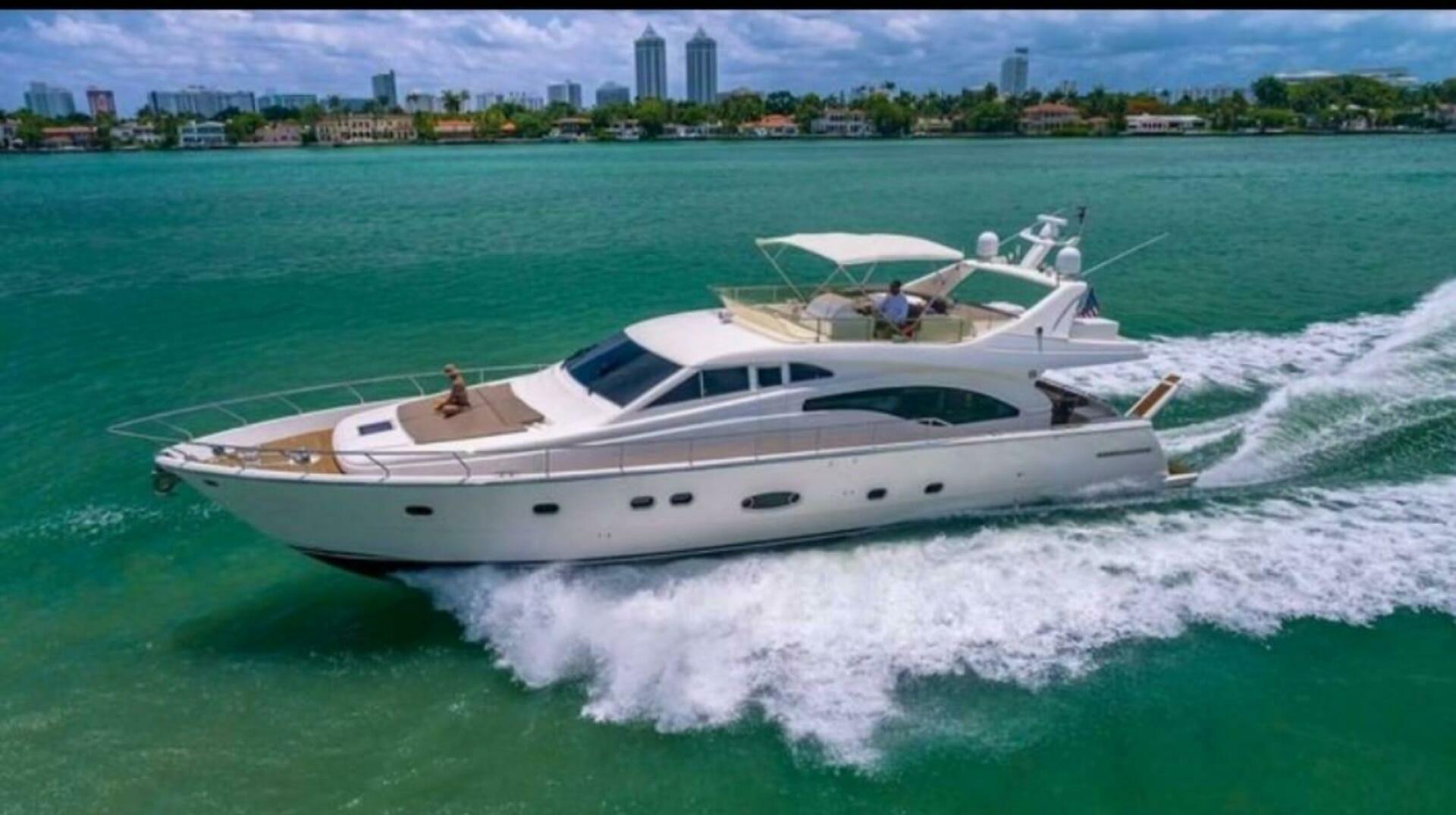 2005 Ferretti Yachts 680 "Lumar" - photo 1