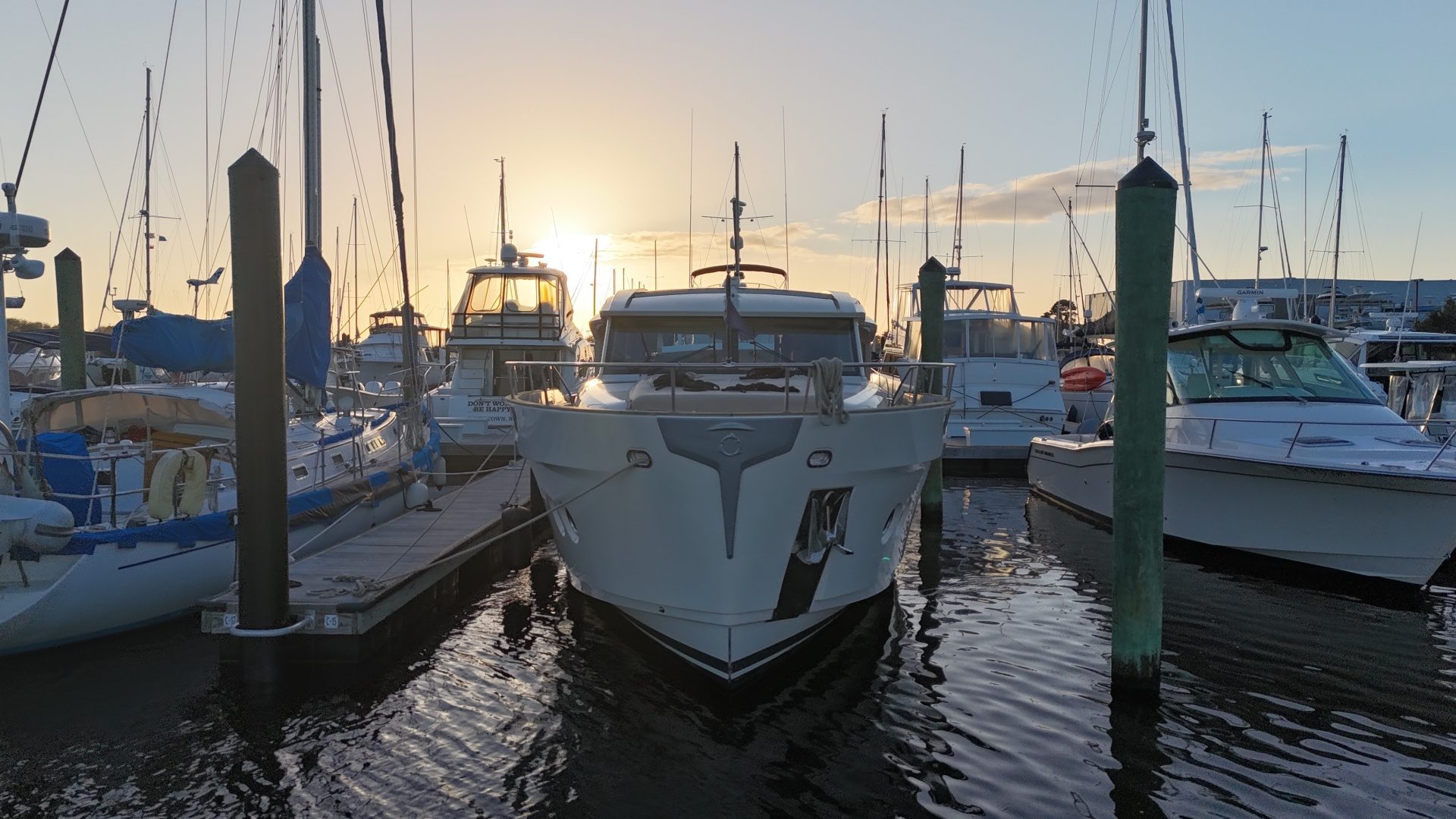 2019 Greenline 48 Coupe Hybrid "Safe Haven" - photo 2
