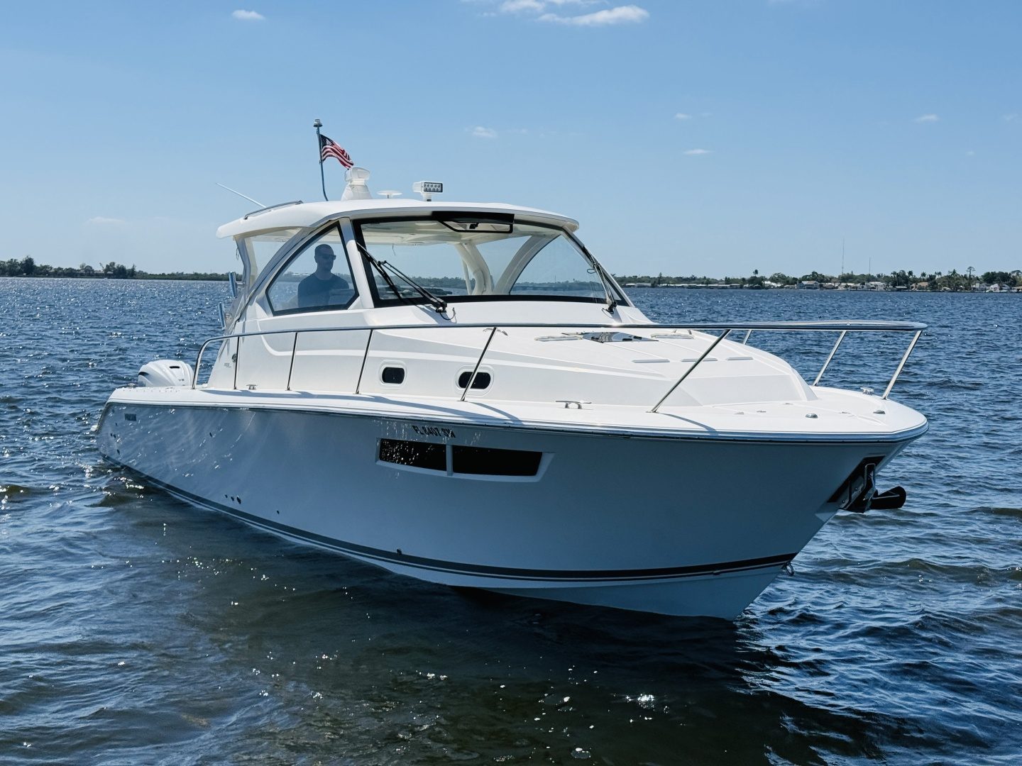 2021 Pursuit OS 355 - photo 1